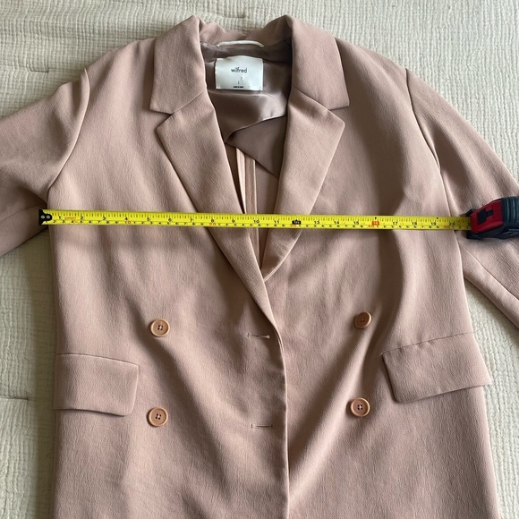 Aritzia Wilfred Double-breasted blazer, size 1 - Picture 4 of 4